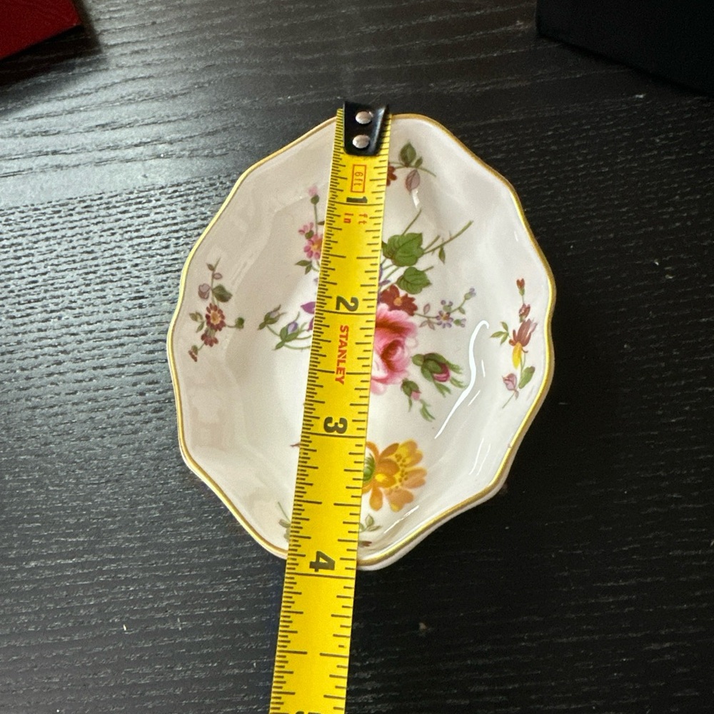 Trinket Dish Royal Crown Derby Posies XLII New In Box - Picture 8 of 9